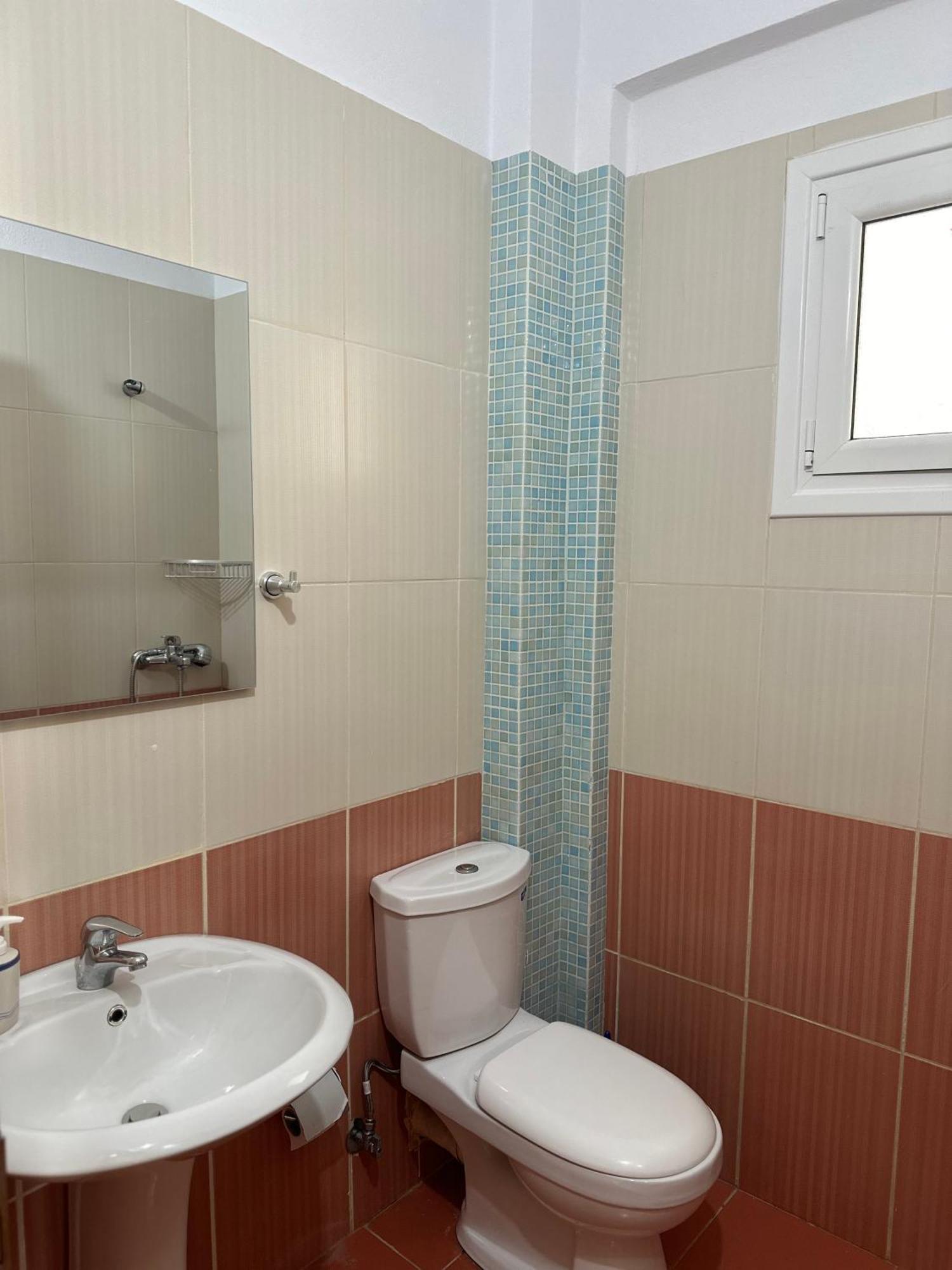 Vila Lemon Tree Sarandë エクステリア 写真